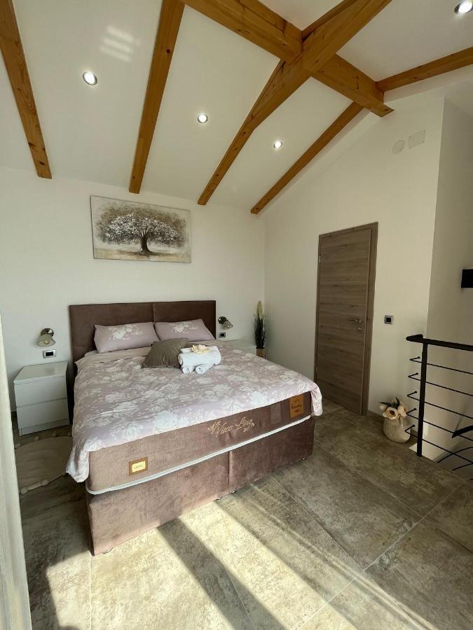Apartman Sara S Pogledom Na More Ловран Экстерьер фото